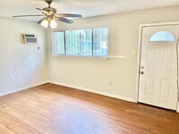 Building Photo - 7440 Richey Dr