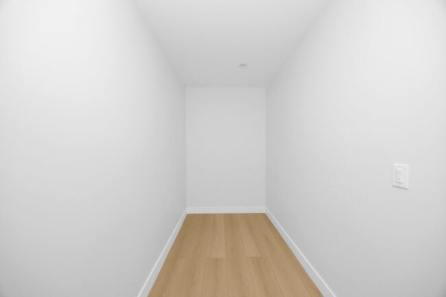 Building Photo - 3 Bedroom, 2 Bathroom Home – Near CSULB