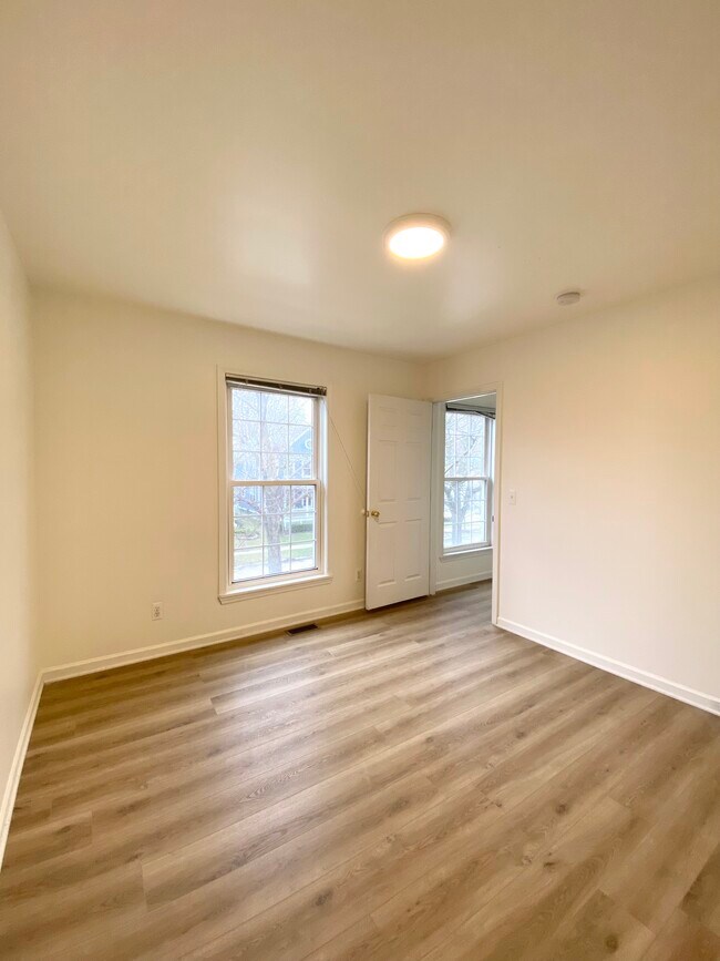 Building Photo - 1471 Bird Ave