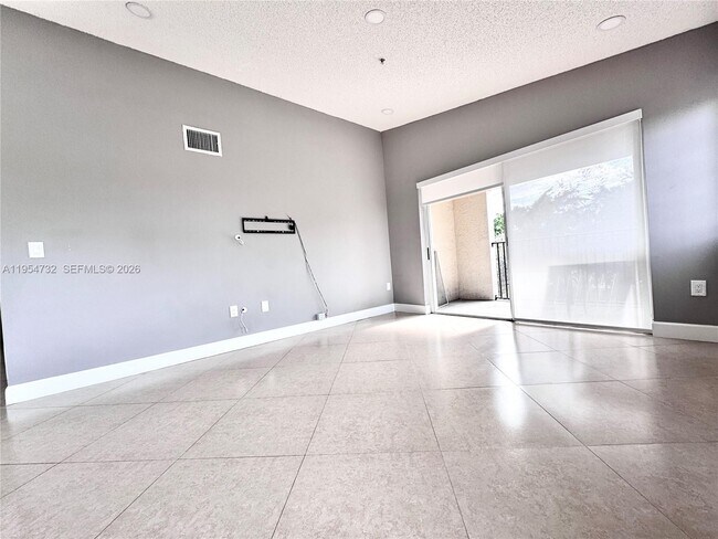 Building Photo - 2133 Renaissance Blvd