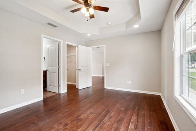 Building Photo - COMING SOON.....Adorable 3 Bedroom Home in Tullahoma!