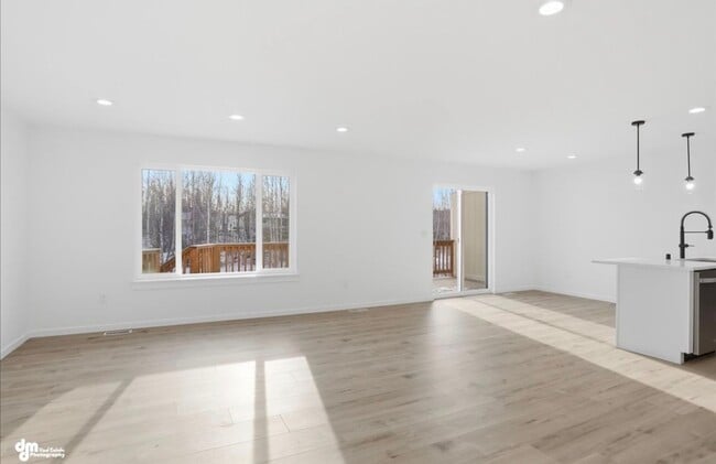 Building Photo - 336 Ashbrook Dr