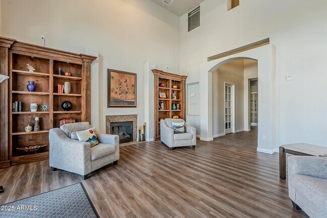 Building Photo - 14575 W Mountain View Blvd