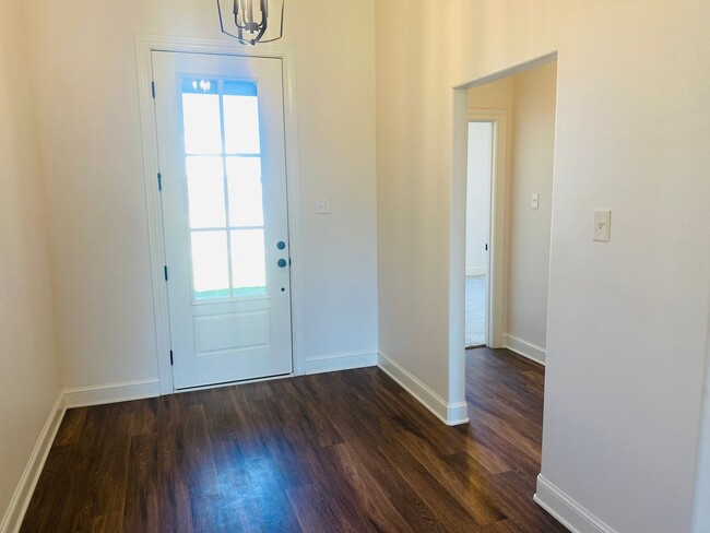 Building Photo - 4 bed 3 Bath Beautiful - Cooper ISD