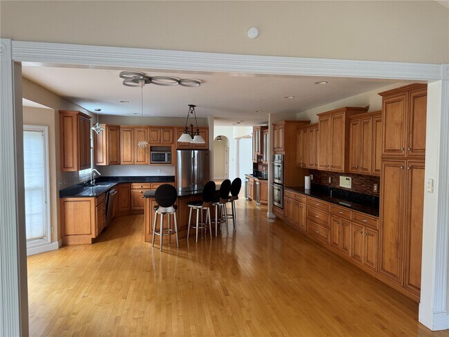 Building Photo - 14228 Manderleigh Woods Dr