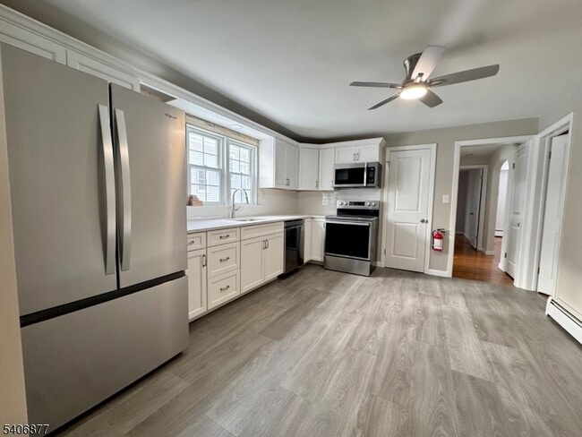 Building Photo - 156 E Prospect St