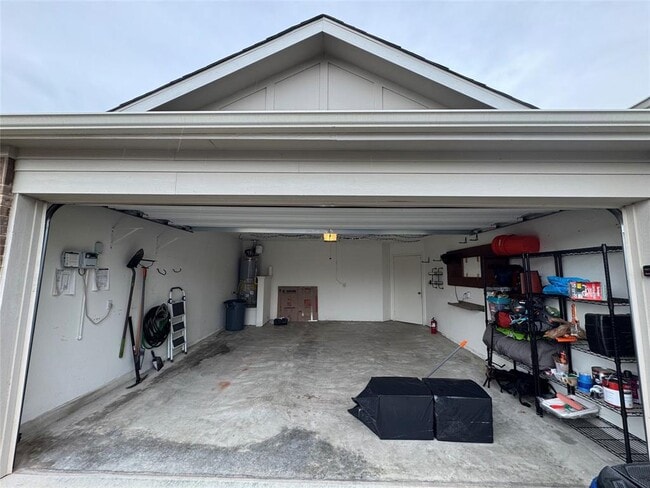 Building Photo - 3908 Ignacio Dr