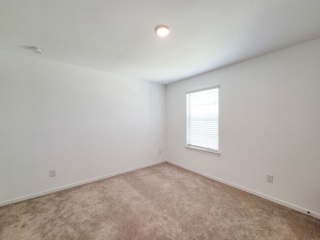 Building Photo - Ready to move in! The Granville floor plan...