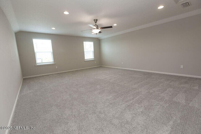 Building Photo - 154 Palisade Dr