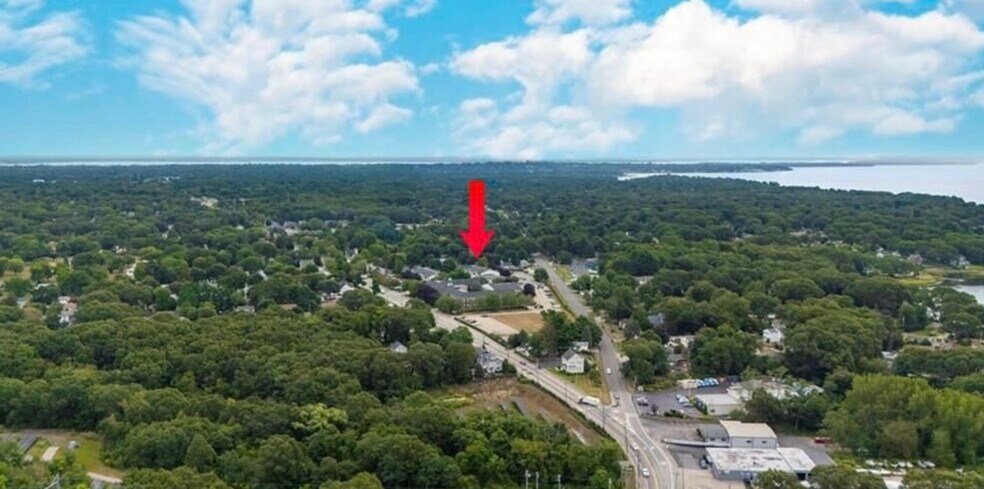 Building Photo - 3524 W Shore Rd