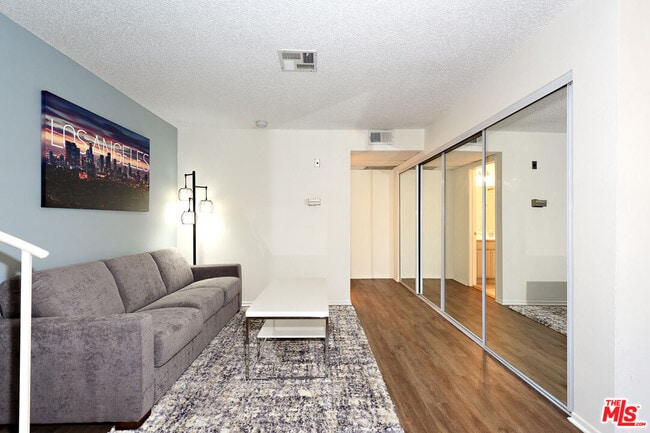 Building Photo - 3600 Bagley Ave