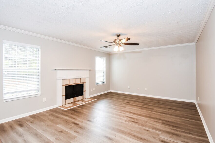 Building Photo - 3511 Hamilton Creek Trail NE