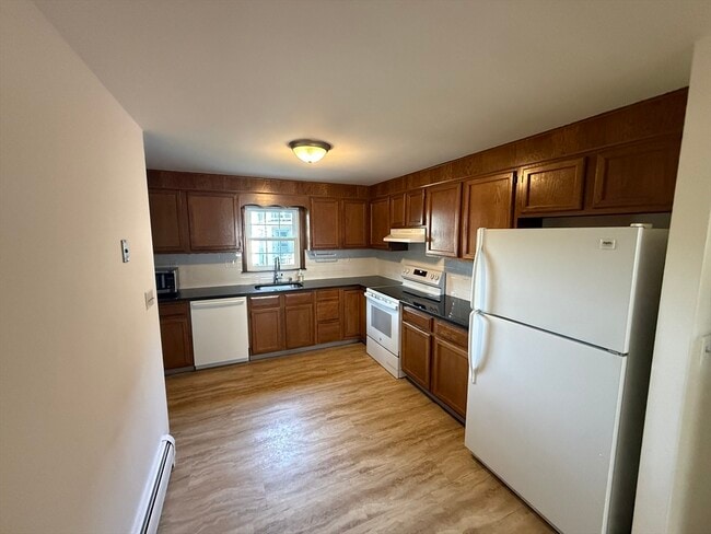 Building Photo - 30 Woodleigh Rd