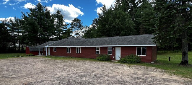 Building Photo - 9197 Cty J-Unit A