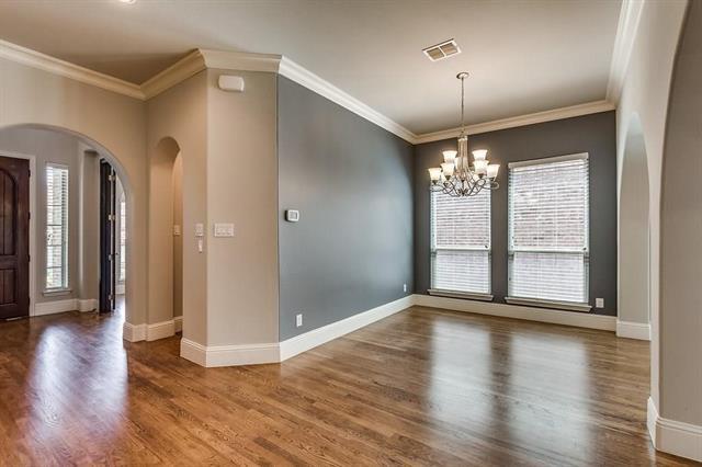 Building Photo - 7027 Nueces Dr