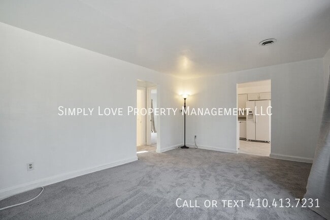 Building Photo - 7709 Ravine Dr
