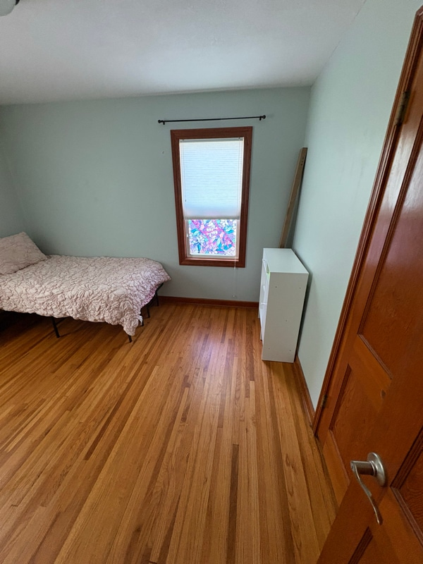 Building Photo - 1015 8th Ave NW