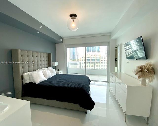 Building Photo - 1080 Brickell Ave