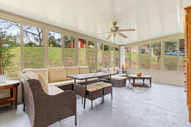 Building Photo - 400 Allensville Rd