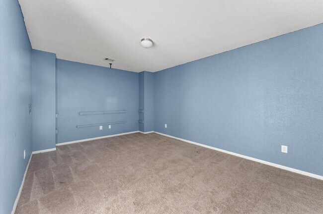 Building Photo - 3327 Upland Spring Trace