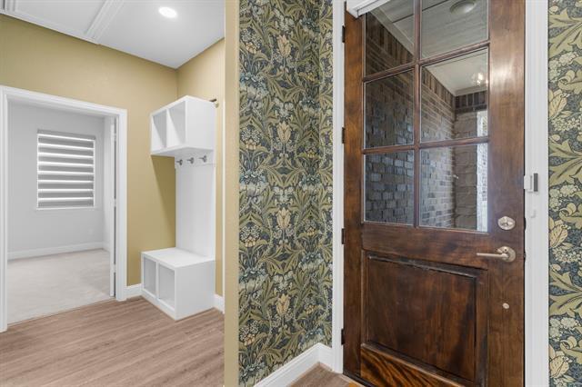 Building Photo - 1615 Sweetwater Wy