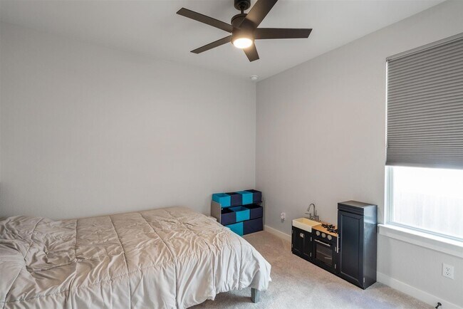 Building Photo - 2224 Nightjar Song Dr