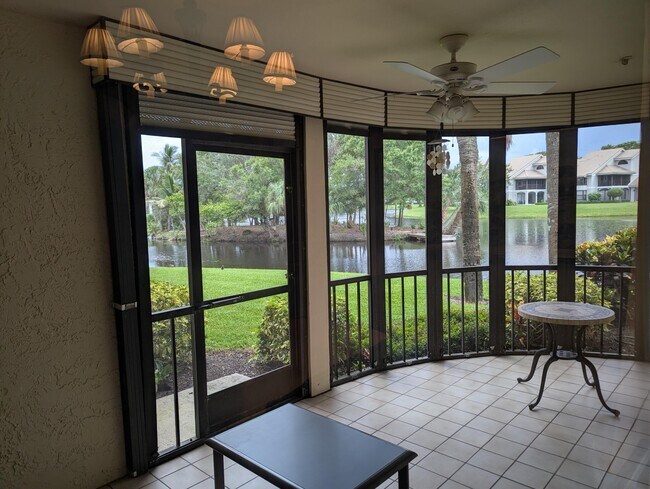 Building Photo - 16941 Waterbend Dr