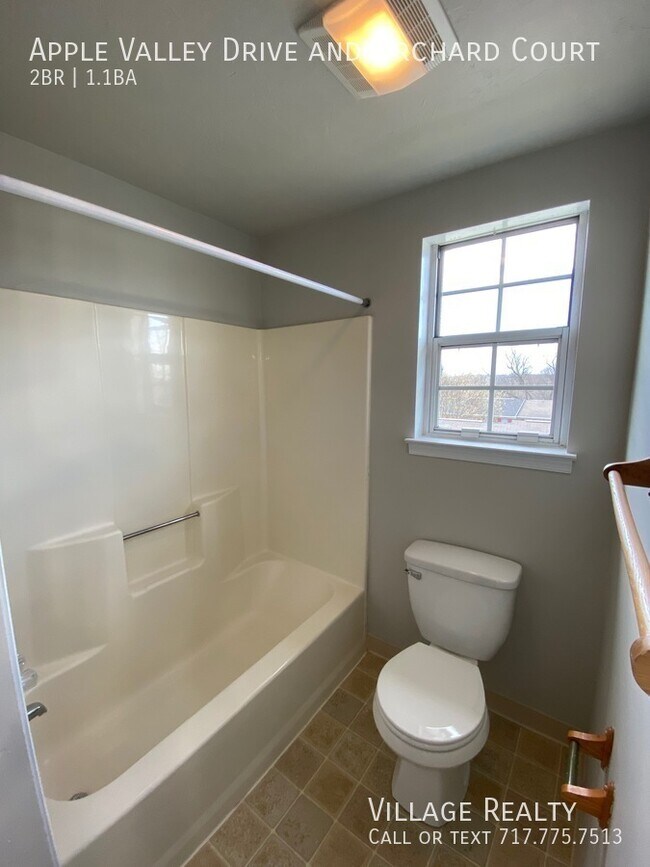 Building Photo - 502 Orchard Ct