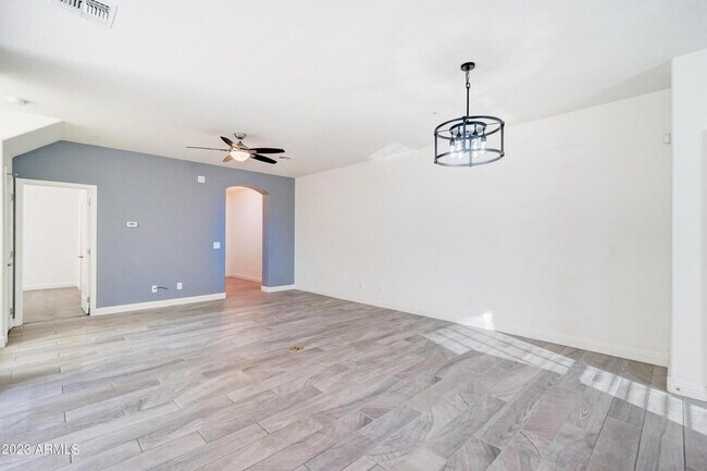 Building Photo - 2297 N Alsap Rd