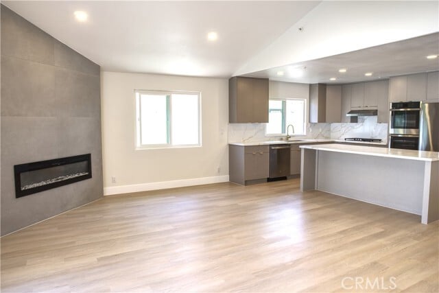 Building Photo - 1310 Elm Ave