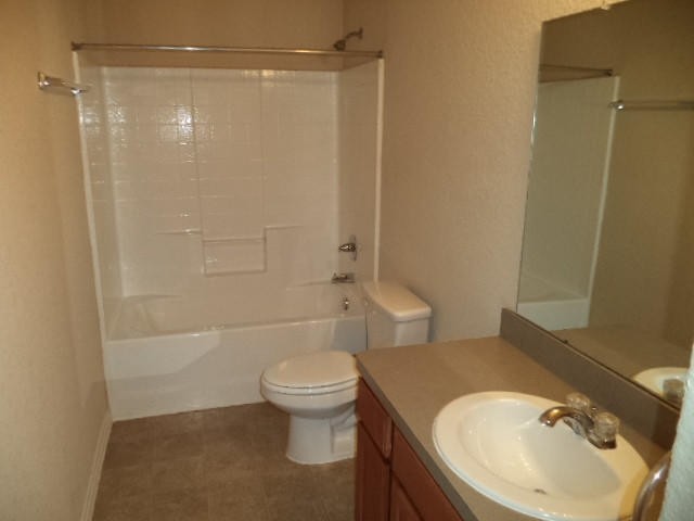 Building Photo - 12311 Turchin Dr