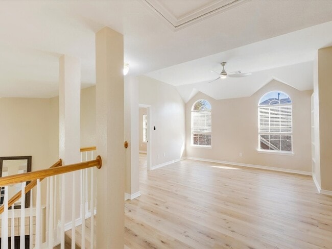 Building Photo - 1622 Stratford Dr