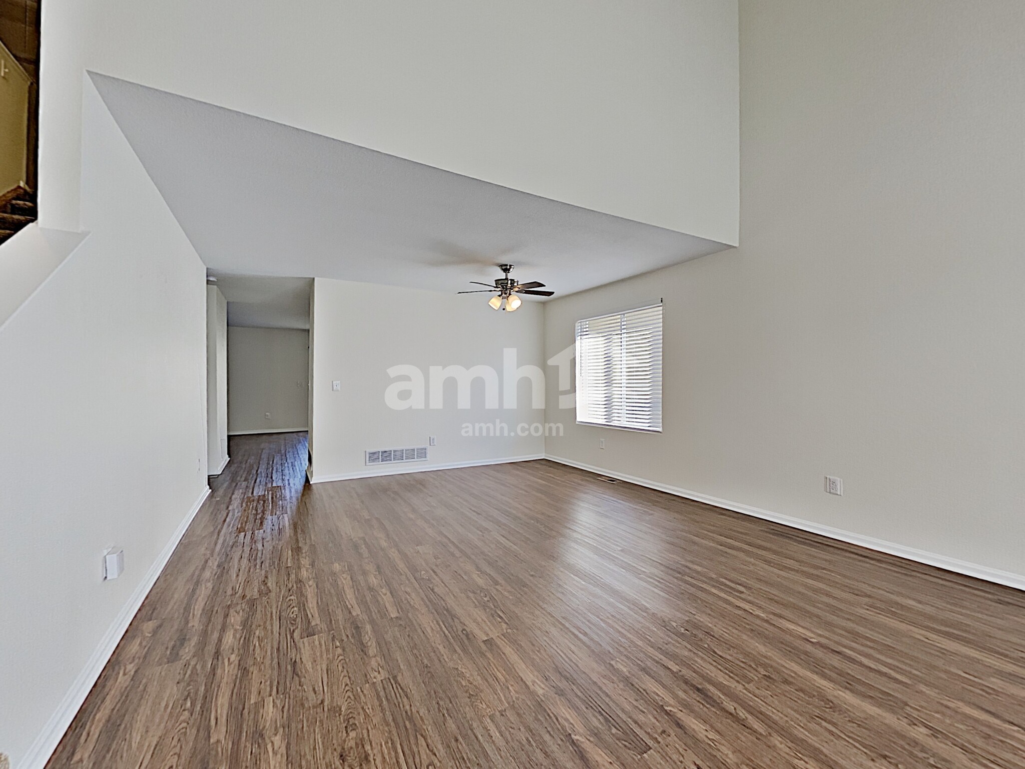 Building Photo - 9853 E 112th Dr