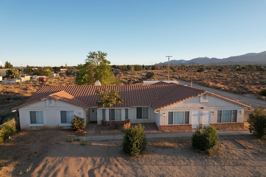 Primary Photo - 7653 Phelan Rd