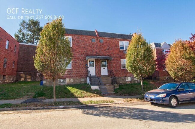 Building Photo - 5905 Houghton St