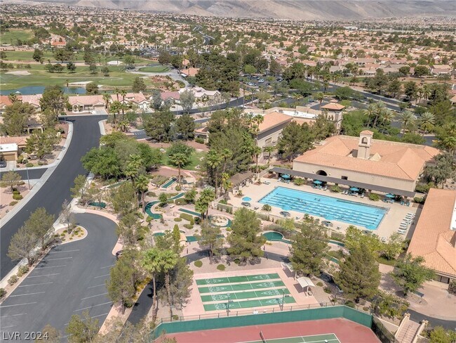 Building Photo - 10709 Shackleton Dr