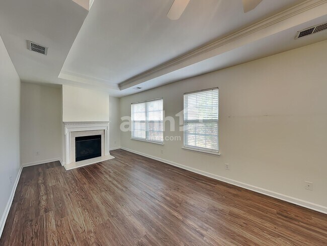 Building Photo - 2005 Brook Valley Run