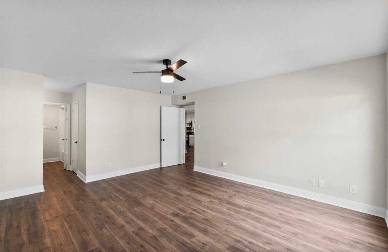 Building Photo - 14515 Wunderlich Dr