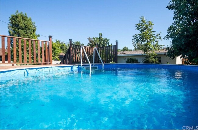 Building Photo - 19429 Lull St