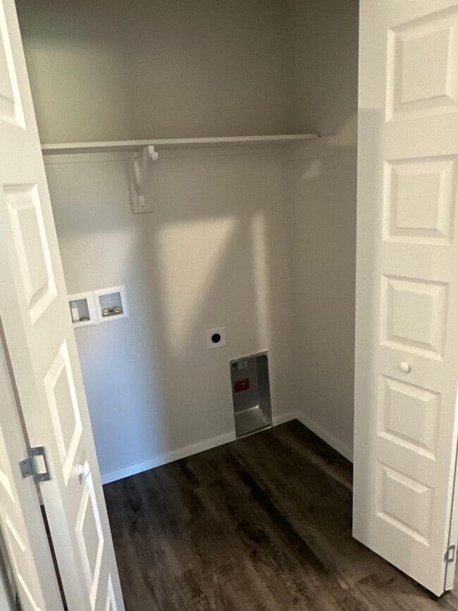 Building Photo - Available for Pre-leasing!!-Three Bedroom | Two Bath Home in Broken Arrow