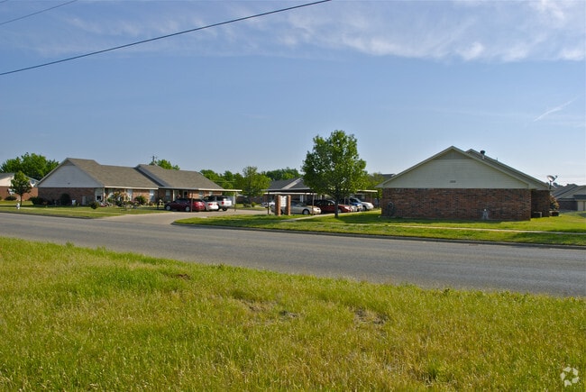 Building Photo - Hayden Apartments