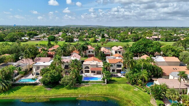 Building Photo - 23443 Mirabella Cir