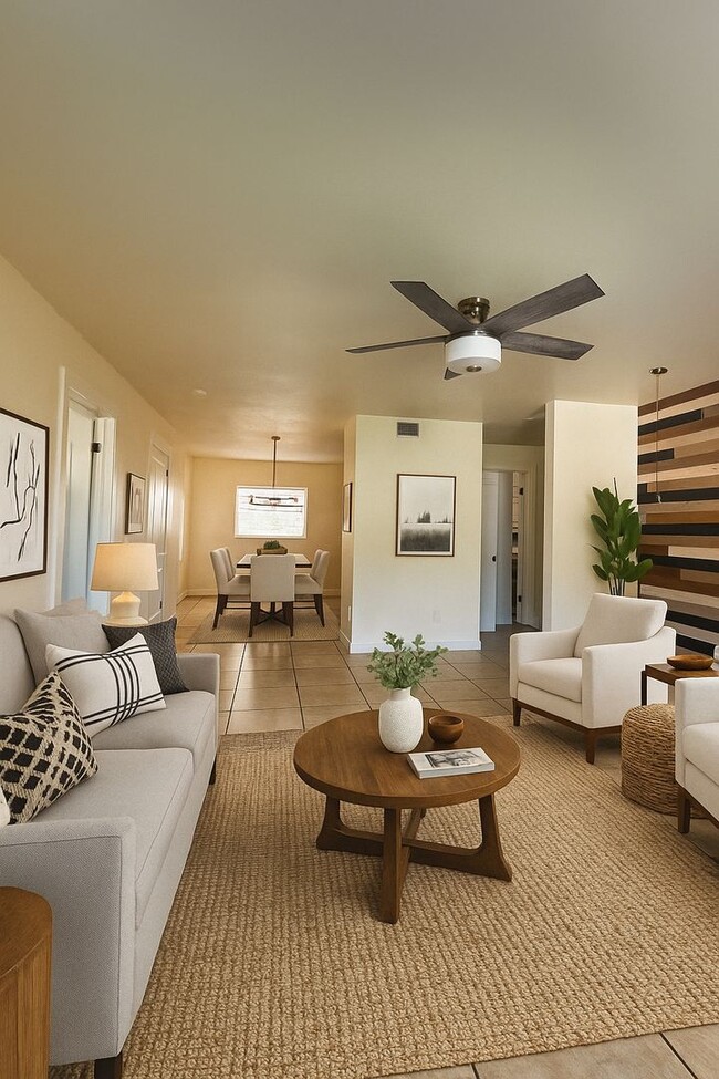 Building Photo - Nice 3/2 with 1 car garage fully fenced ba...