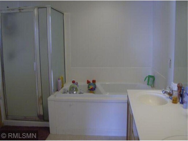 Building Photo - 1866 Wildflower Ct