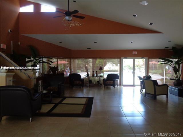 Building Photo - 5612 Rock Island Rd