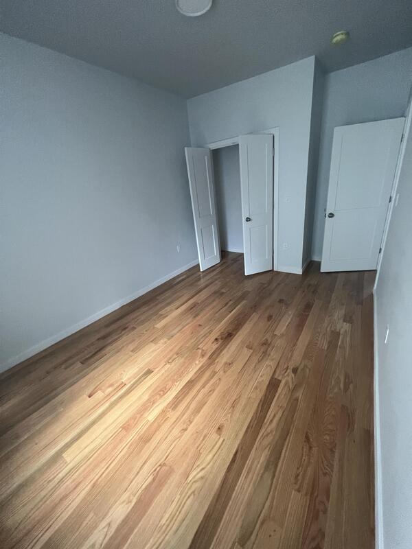 Building Photo - 11 Douglas St