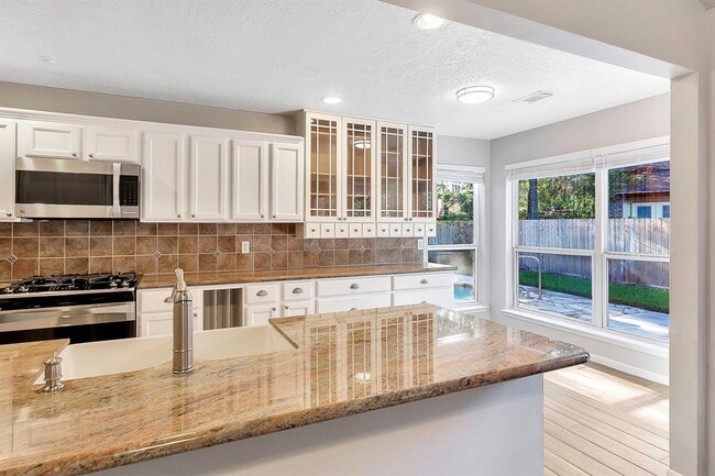 Building Photo - 15 White Bark Pl