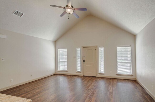 Building Photo - Currently occupied until July 31, 2026