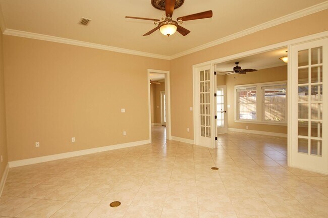 Building Photo - Swift Creek