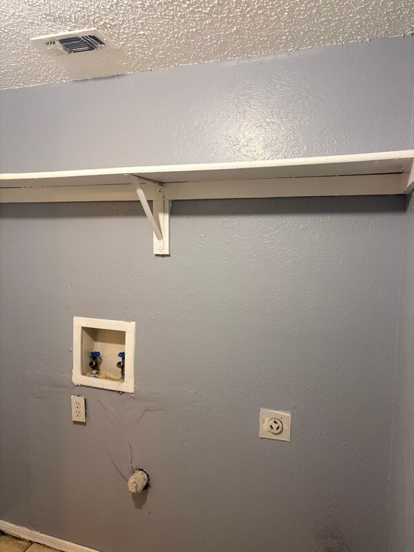 Building Photo - 2914 S Fielder Rd